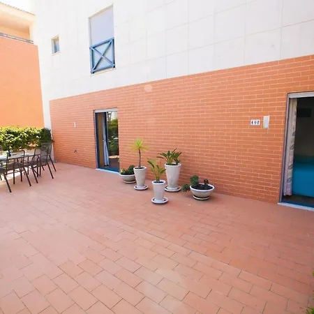 Apartment Fabulous Sunny Pool&garden By Becherish