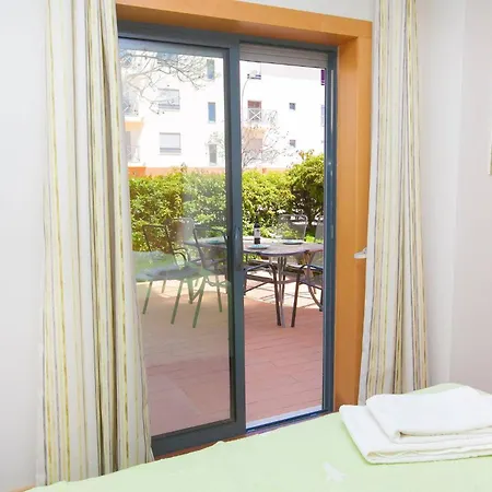 Apartment Fabulous Sunny Pool&garden By Becherish *