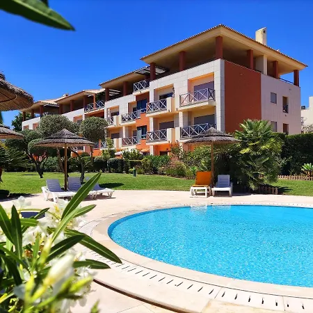 Fabulous Sunny Pool&garden By Becherish *