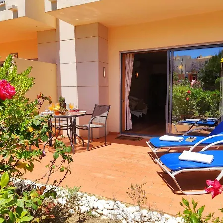 Fabulous Sunny Pool&garden By Becherish Apartment