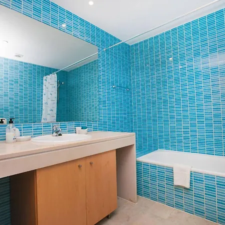 Fabulous Sunny Pool&garden By Becherish Апартаменти