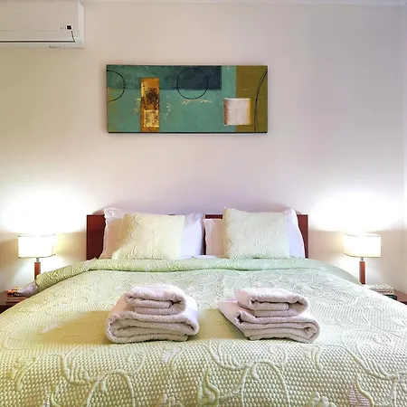 Apartmán Fabulous Sunny Pool&garden By Becherish *