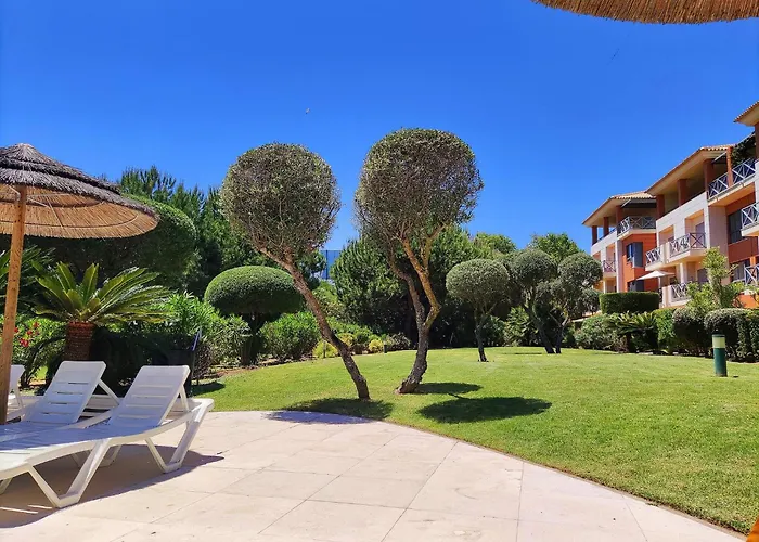 Fabulous Sunny Pool&garden By Becherish *